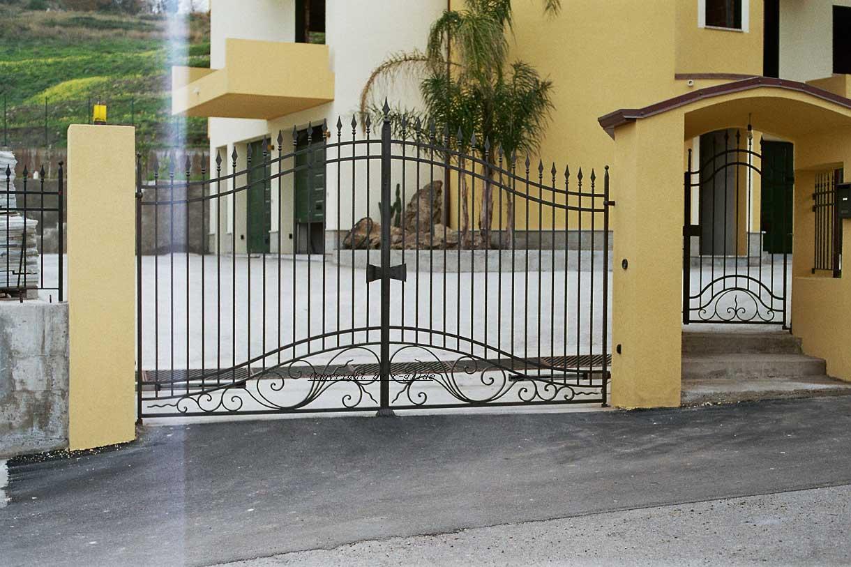 120804 It Si Copyright by r-gilde