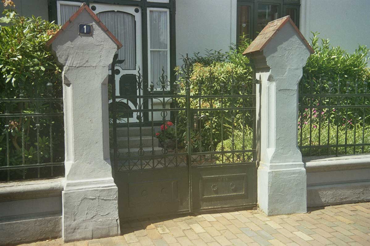 1911061